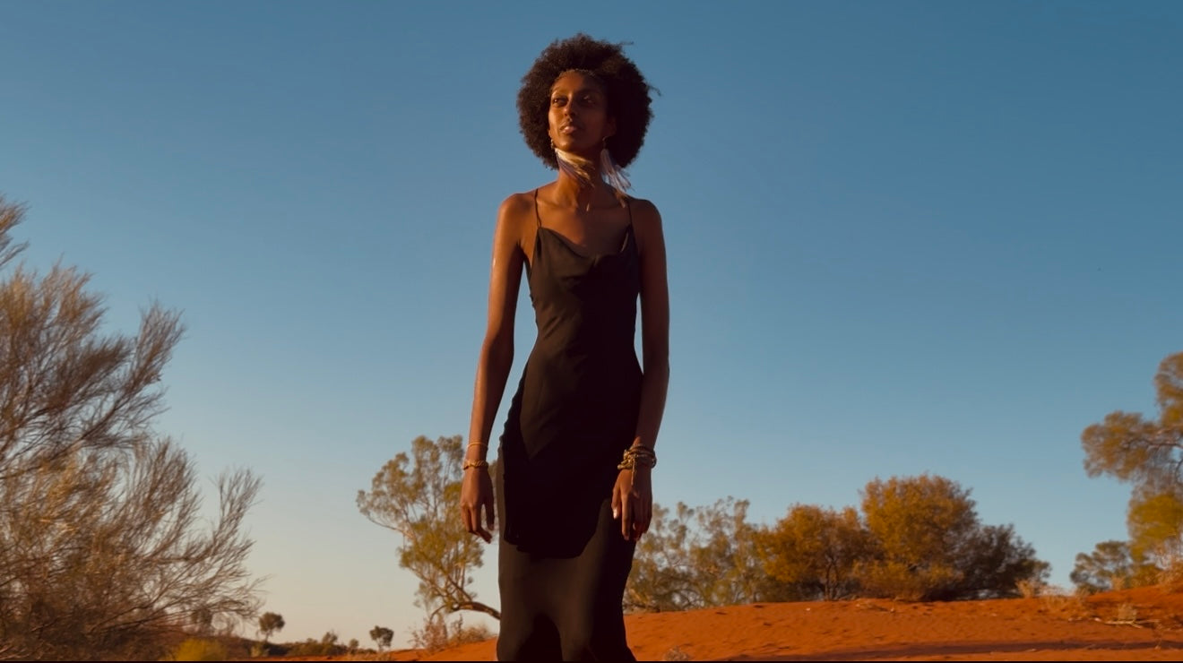 Veilwisp Silk Dress – 100% Pure Silk Backless Nightfall Silhouette